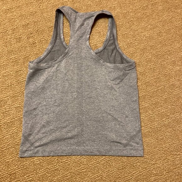 Lululemon Gray Racerback Tank Top 6 Lightweight Breathable Training Shirt - Picture 2 of 5